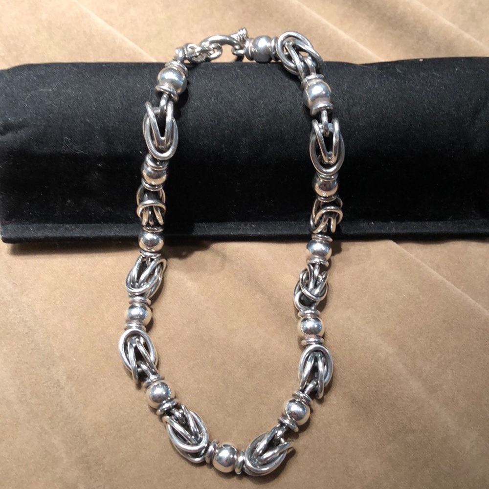 Hard to find! Silpada sterling silver necklace!